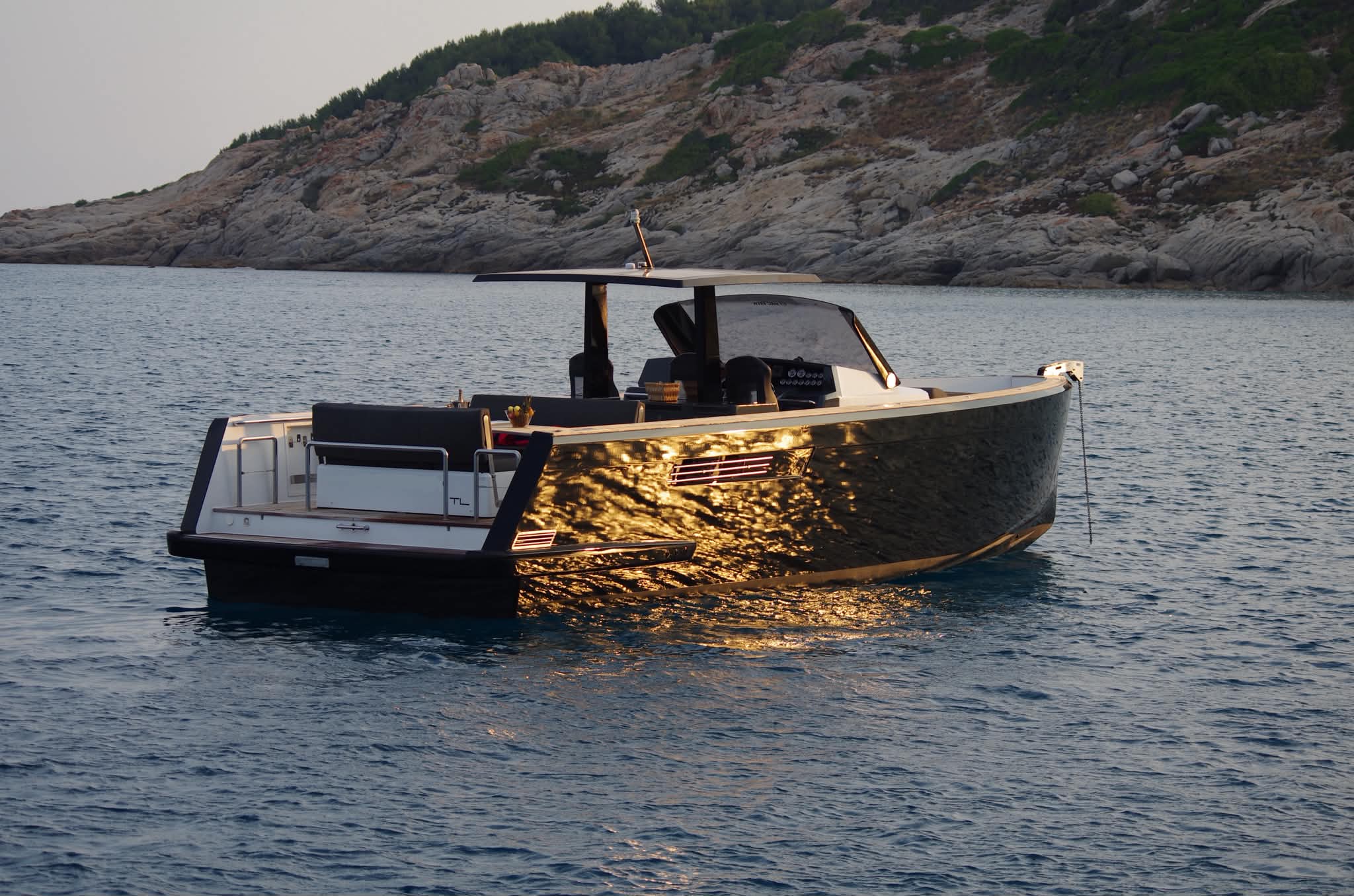 Fjord 40 cockpit