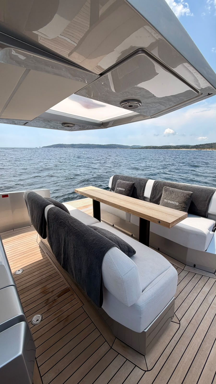 Wally cockpit